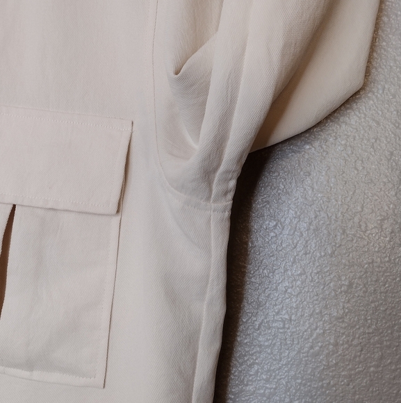 Reiss Women's Cream Minimalist Contemporary Twin Pocket Overhead Shirt Sz 6 - Picture 11 of 16